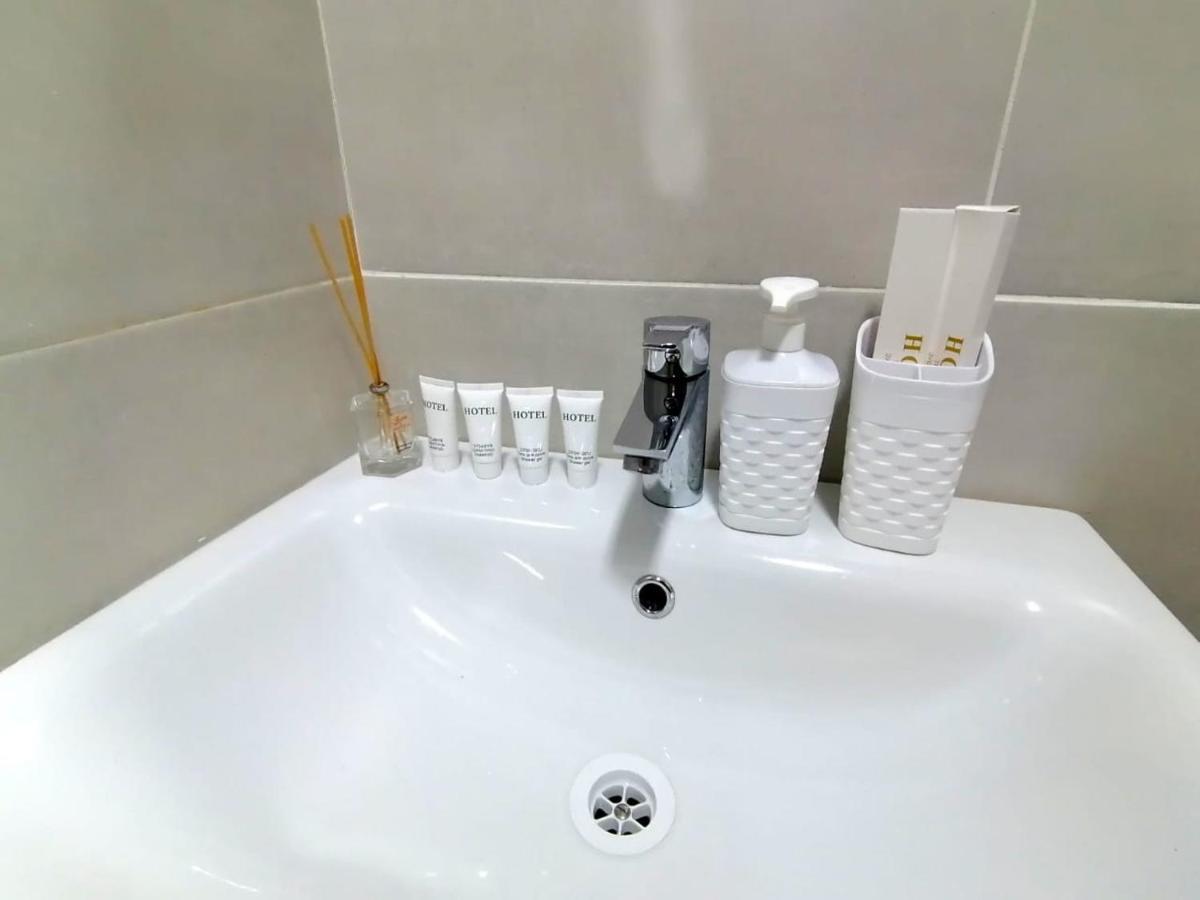 Студия В Теплых Тонах, Эксклюзив Almaty Luaran gambar